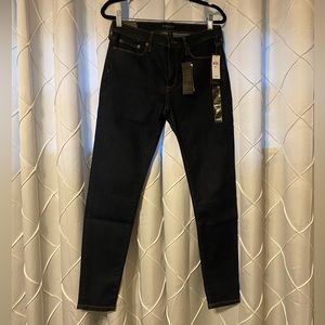 Sculpt Skinny Mid Rise Skinny Jeans